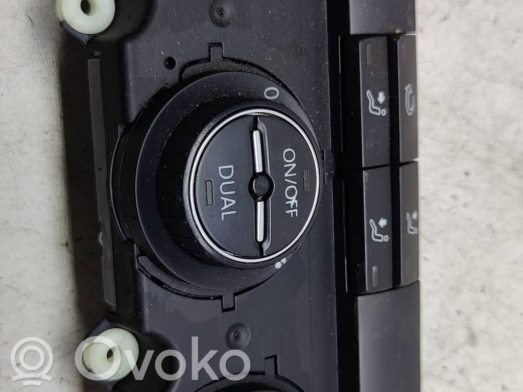Volkswagen PASSAT B6 Climate control unit 