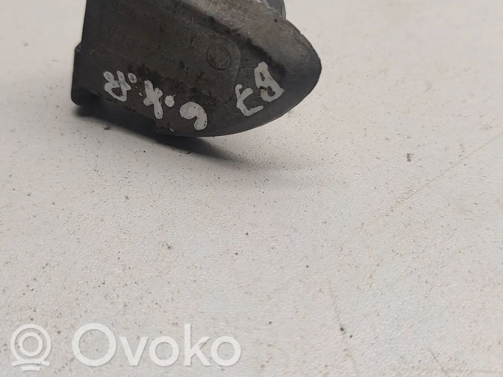 Volkswagen PASSAT B7 Osłona drzwi tylnych samochodów dostawczych 