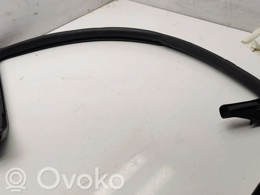Volkswagen PASSAT CC Gumowa uszczelka drzwi tylnych / na karoserii 