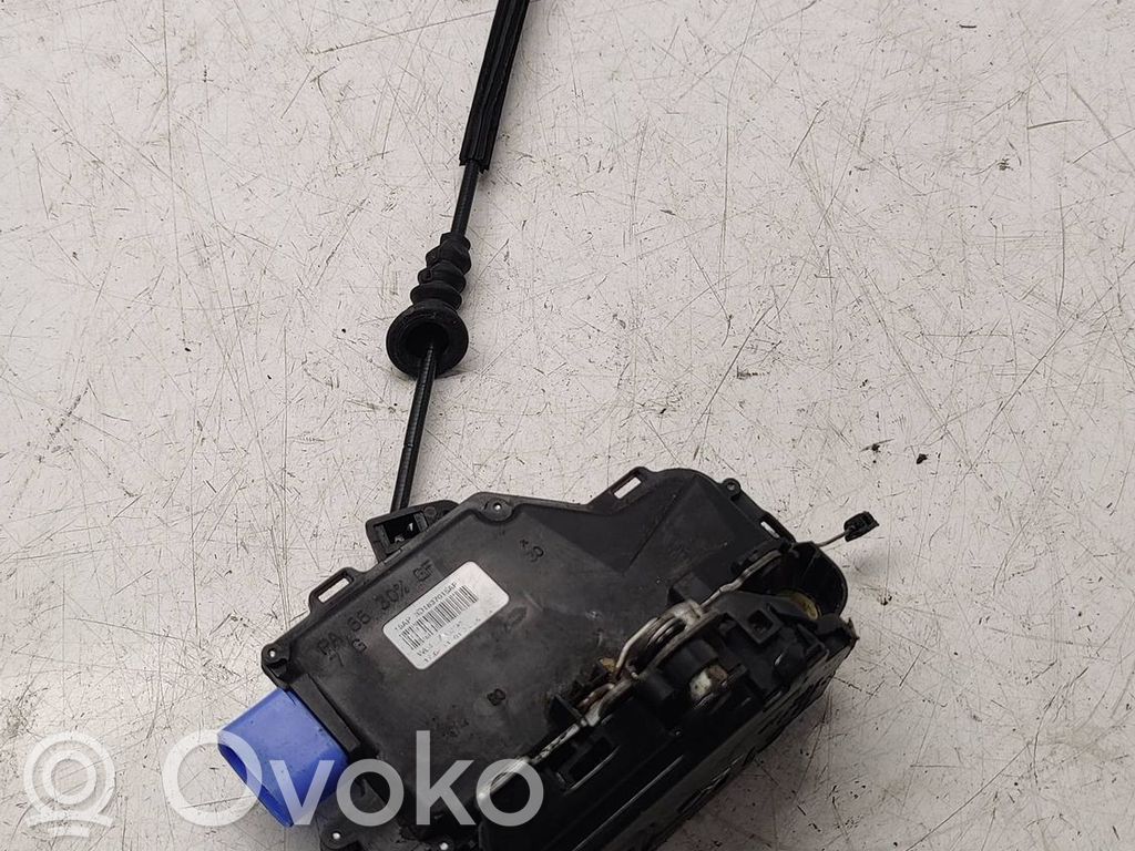 Skoda Octavia Mk2 (1Z) Serratura portiera anteriore 