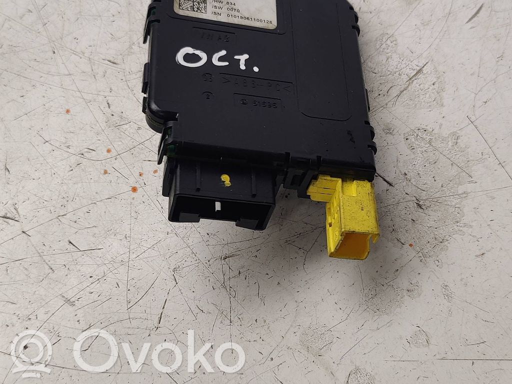 Skoda Octavia Mk2 (1Z) Steering angle sensor 