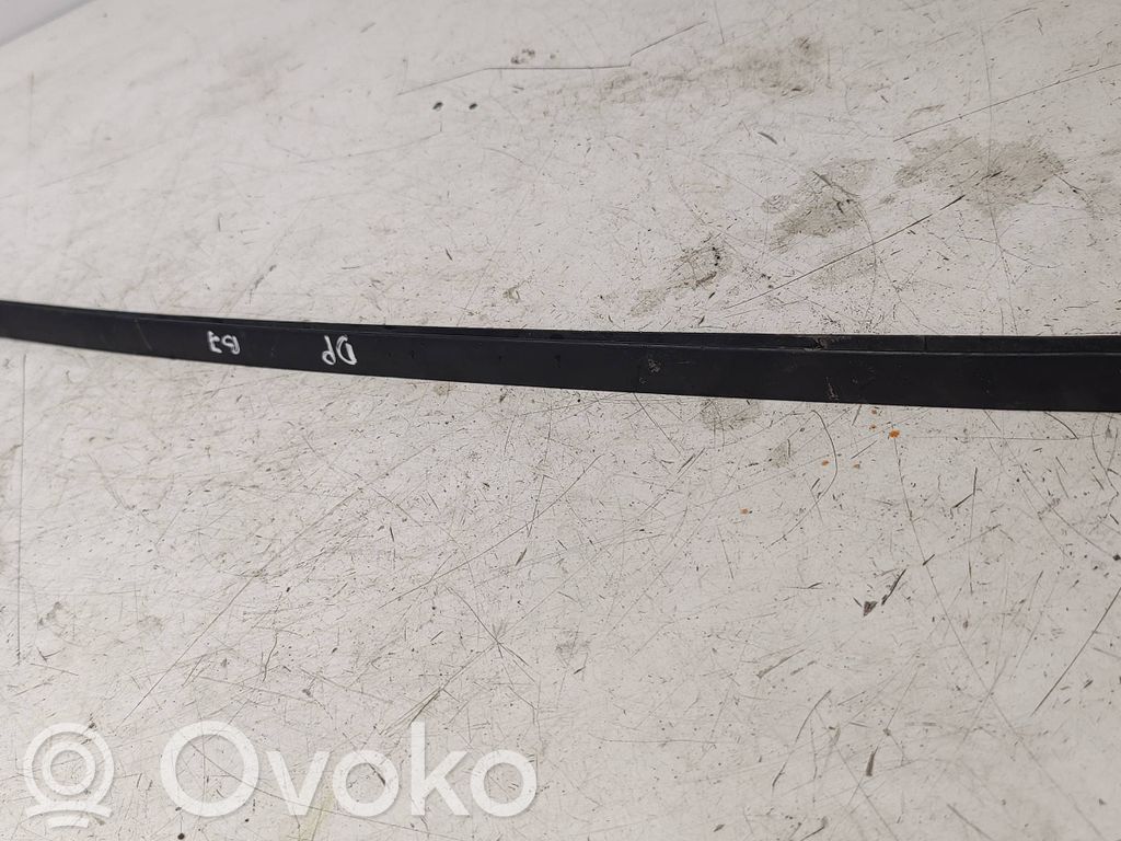 Audi A4 S4 B7 8E 8H Windshield trim 