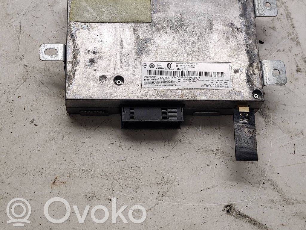 Skoda Octavia Mk2 (1Z) Bluetooth control unit module 