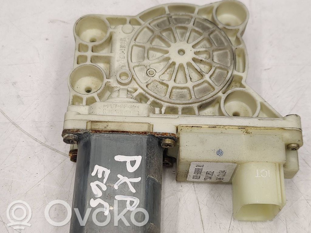 Front door window regulator motor   7746003502