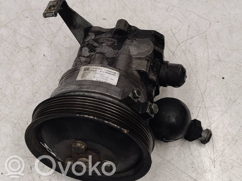 BMW 7 E65 E66 Vairo stiprintuvo siurblys 