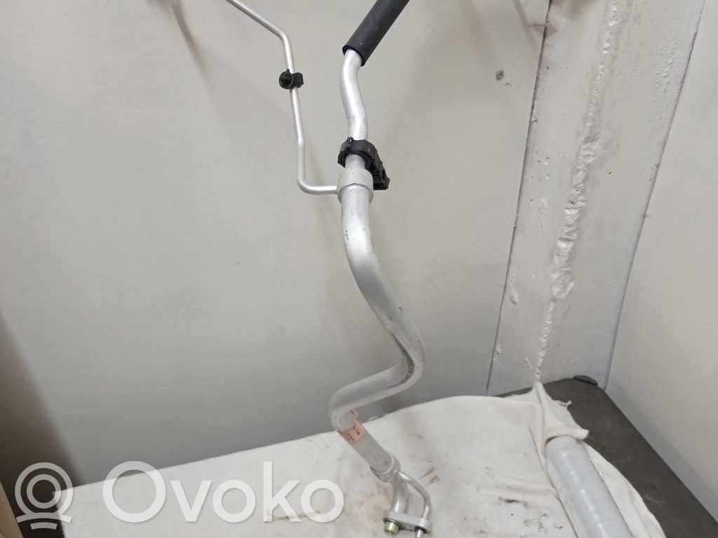 Buick Encore I Ilmastointilaitteen putki (A/C) 