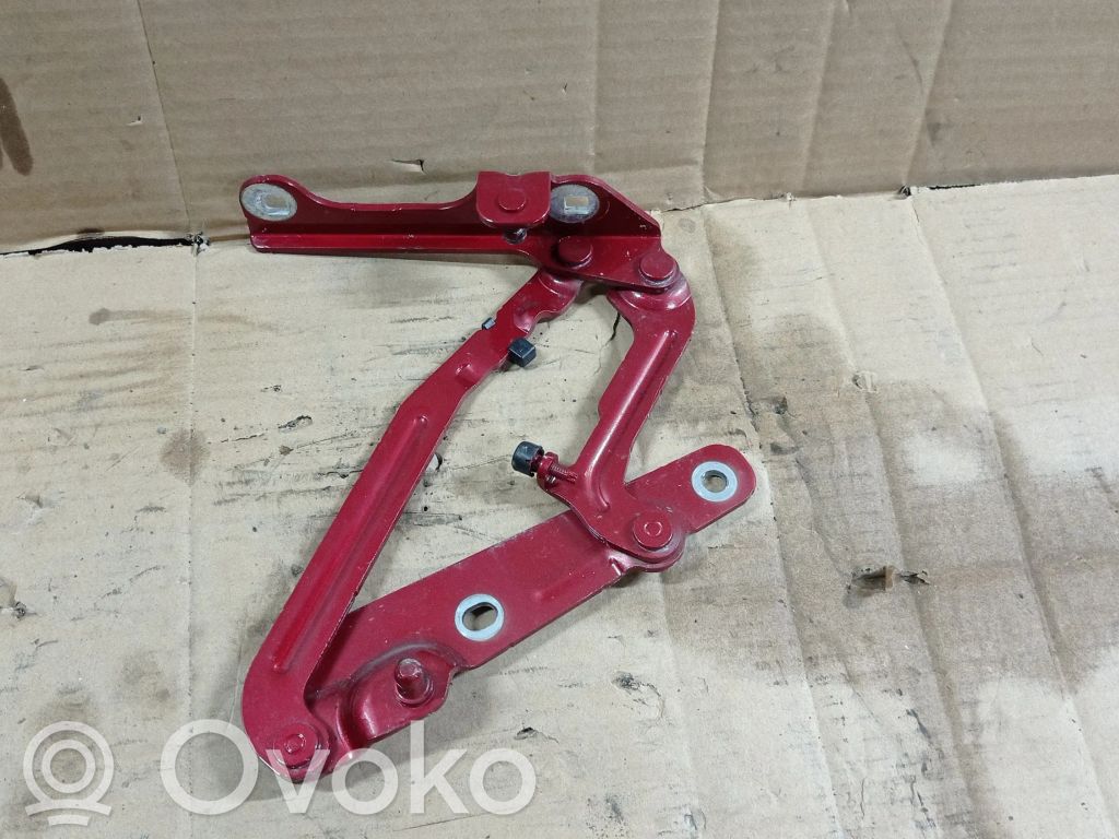Chevrolet Camaro Tailgate/trunk/boot hinge 