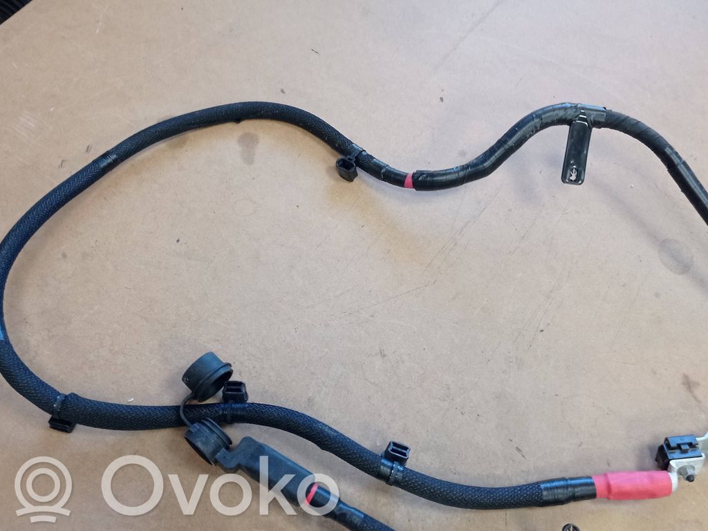 Plusa vads (akumulatora)   68242745AE,P68242745AE