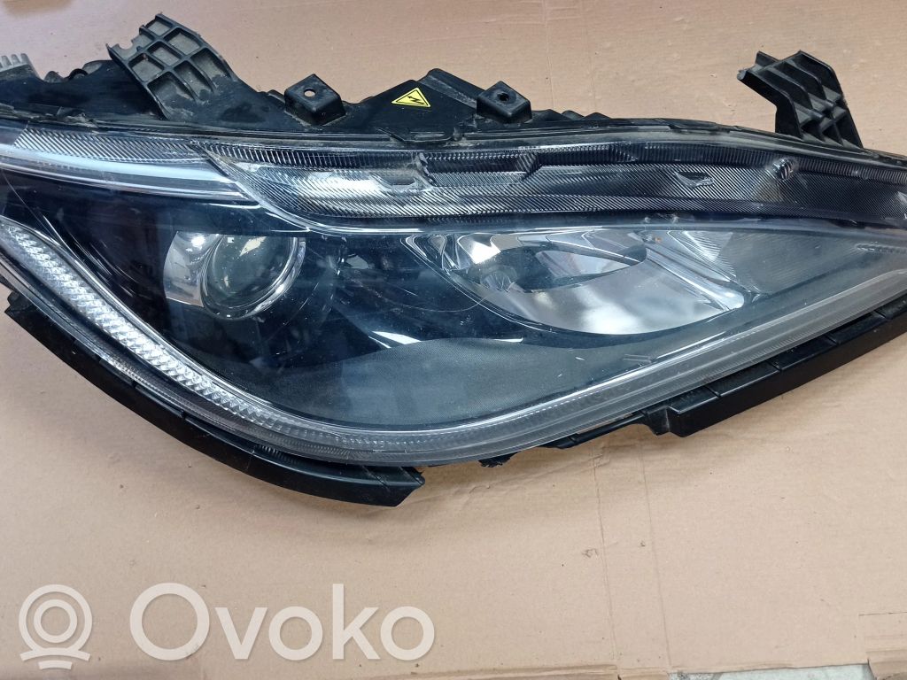 Chrysler Pacifica Headlight/headlamp 