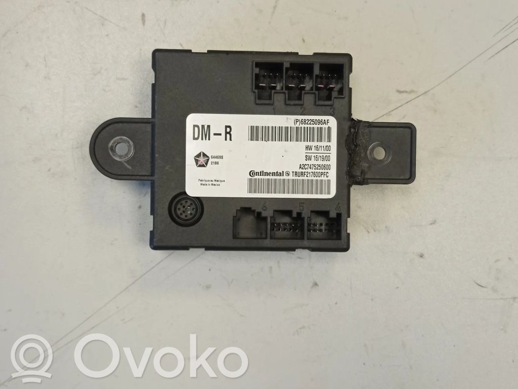 Chrysler Pacifica Sliding door control unit/module 