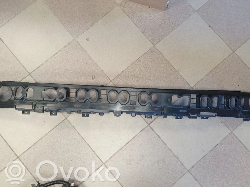Chrysler Pacifica Belka zderzaka tylnego 