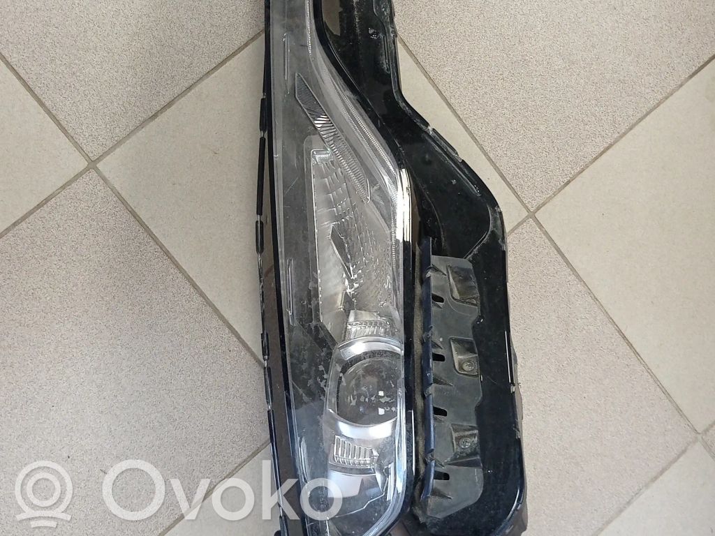 Chevrolet Camaro Lampa przednia 