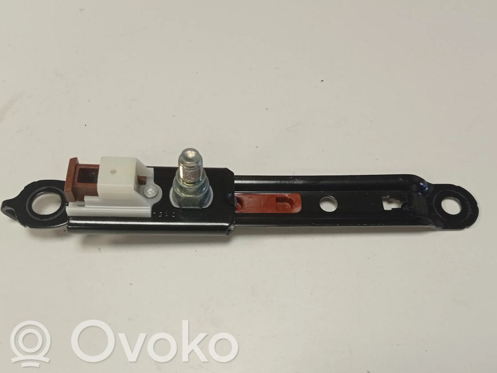 Toyota Sienna XL40 IV Seat belt adjustment rail 