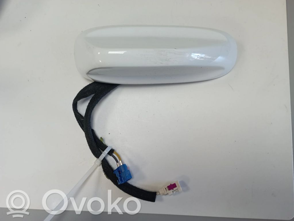 Chrysler Pacifica Antena aérea GPS 