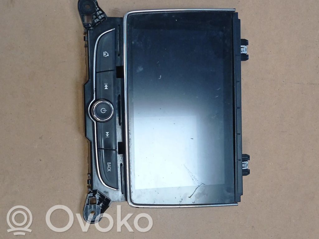 Buick Encore I Screen/display/small screen 