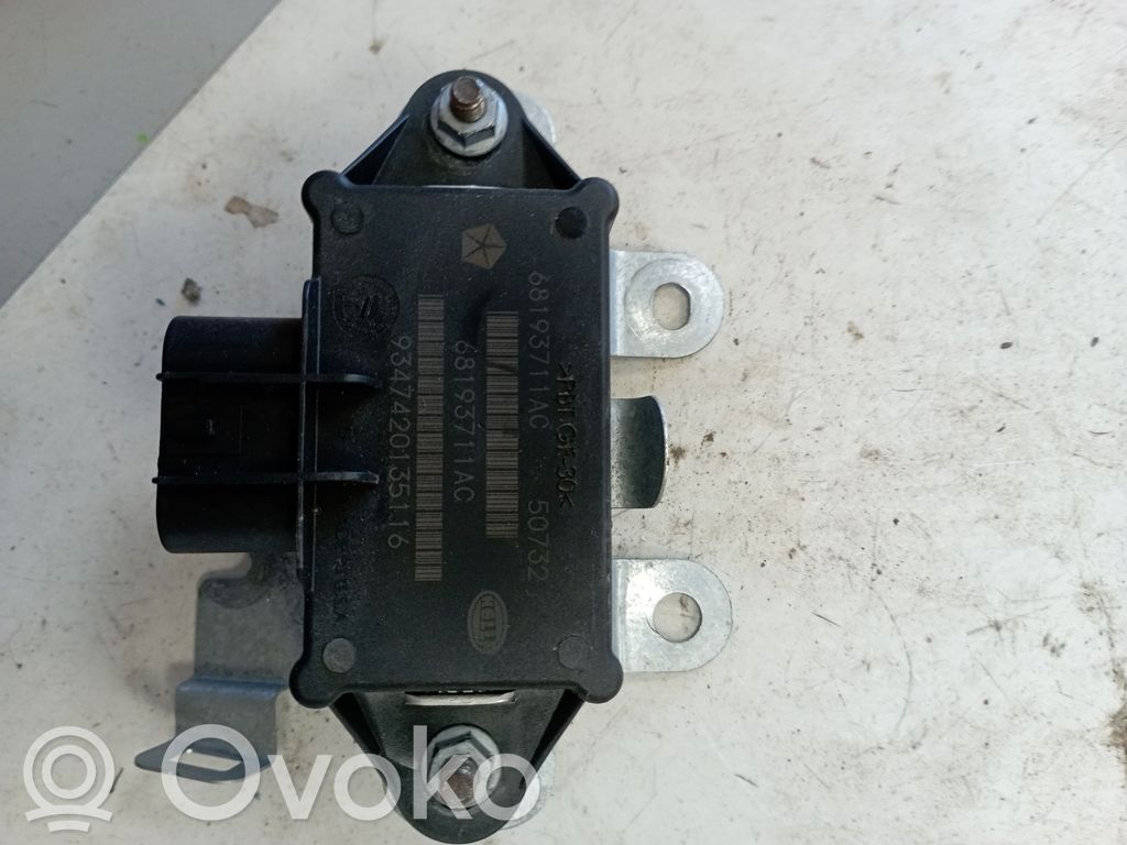 Chrysler Pacifica Fuel injection pump control unit/module 