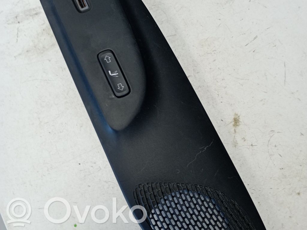 Chrysler Pacifica Seat trim 