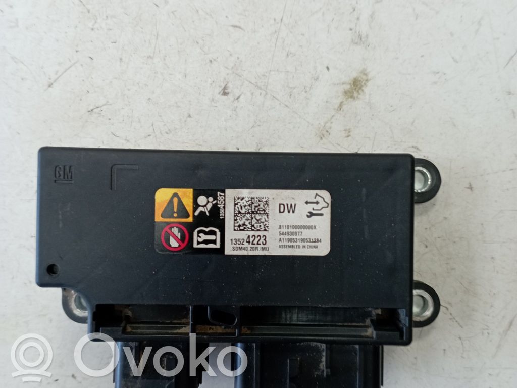 Buick Encore I Airbag control unit/module 