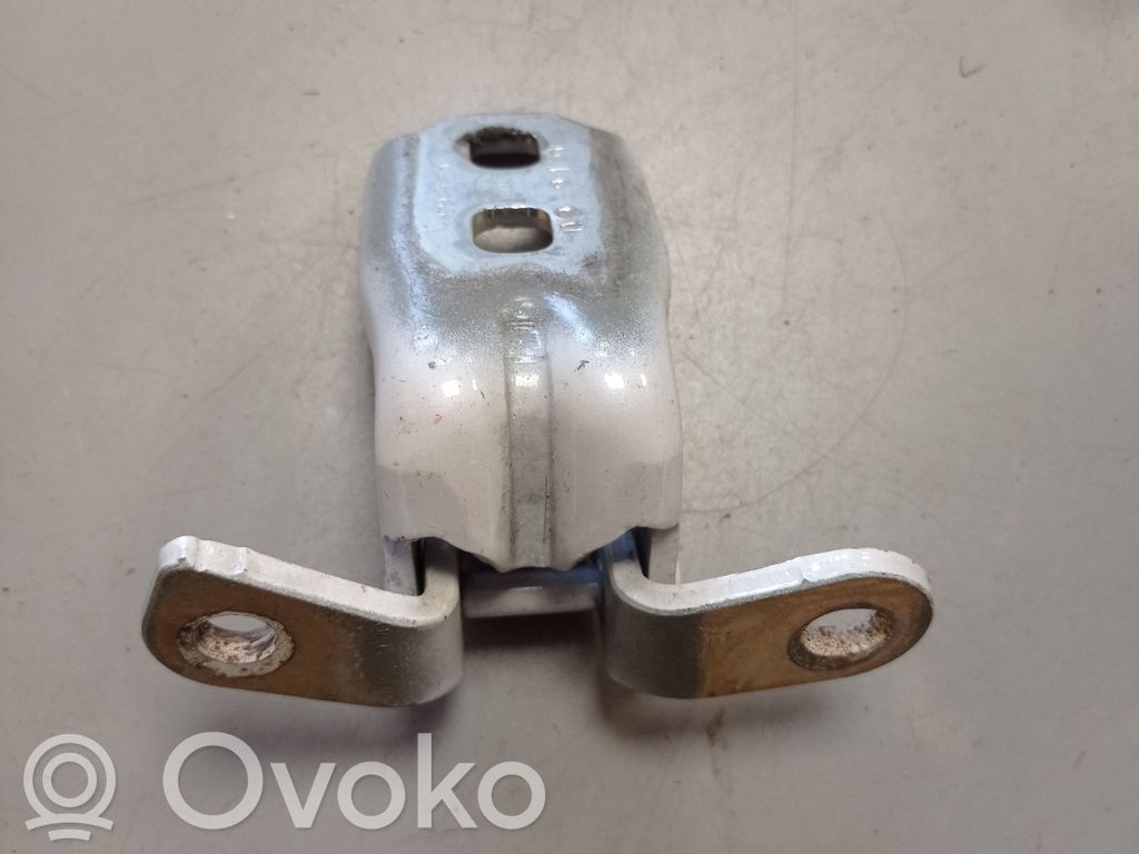 Chevrolet Volt II Front door upper hinge 