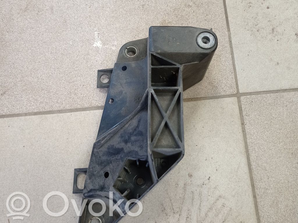 Chrysler Pacifica Fixation de radiateur 