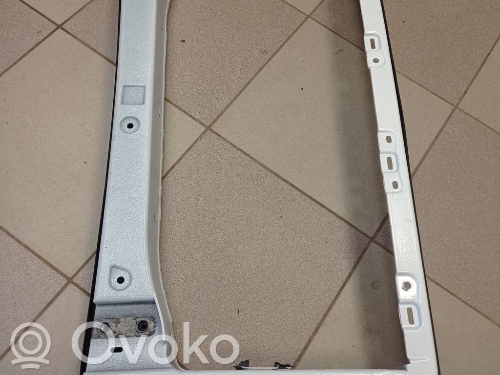 Tesla Model X Takaoven yläsarana 
