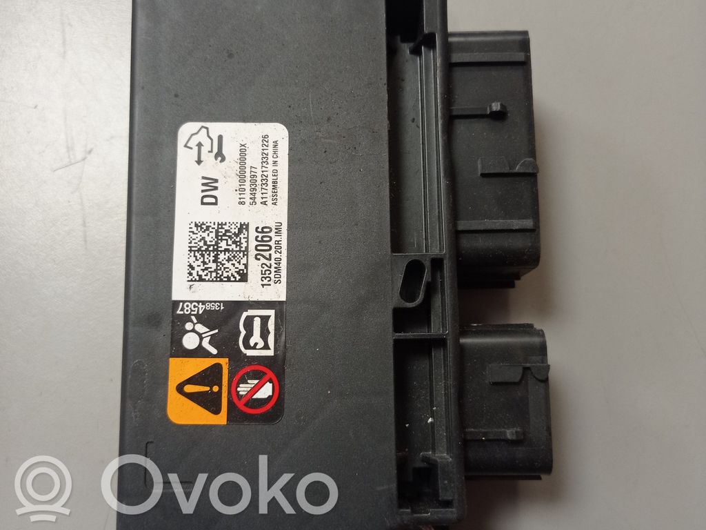 Buick Encore I Airbag control unit/module 