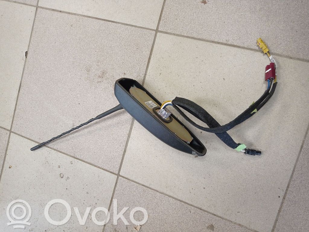 GPS-pystyantenni   42356042,000140640,42356042