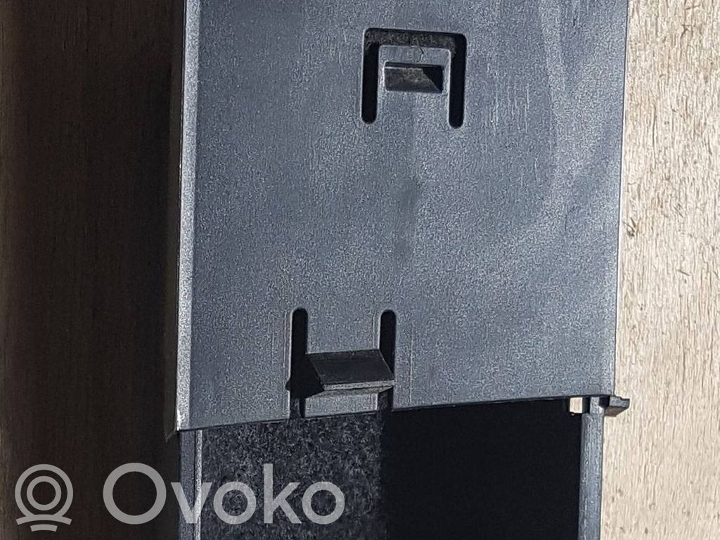 Glove box   98ABF043K78A,R66ZA