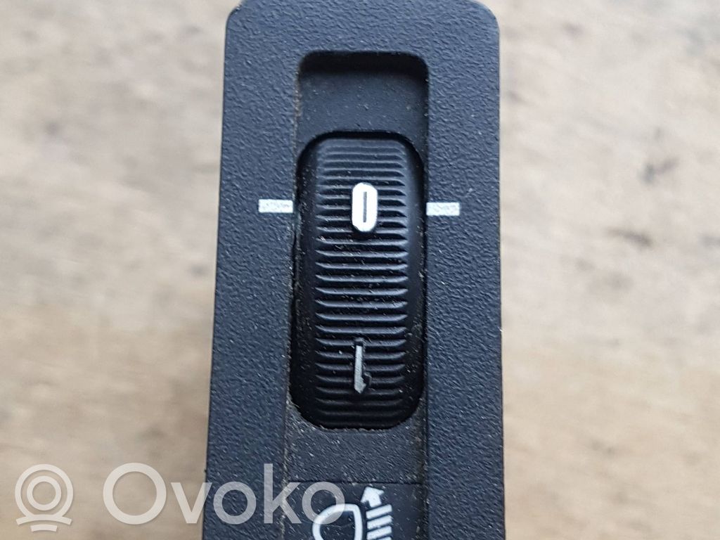 Headlight level height control switch   61311387072,04000230