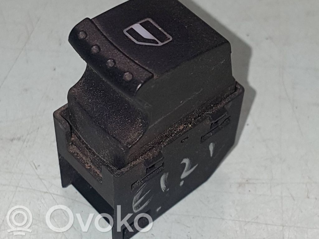 Electric window control switch   7M5959855,YM2114259BA,PA6GF30,1108575,YM2114529BAW,YM2114529BAYYEJ