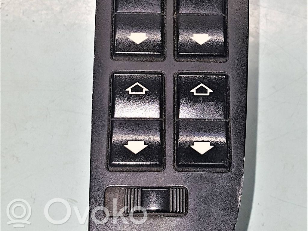 Electric window control switch   8368966,9751,158923