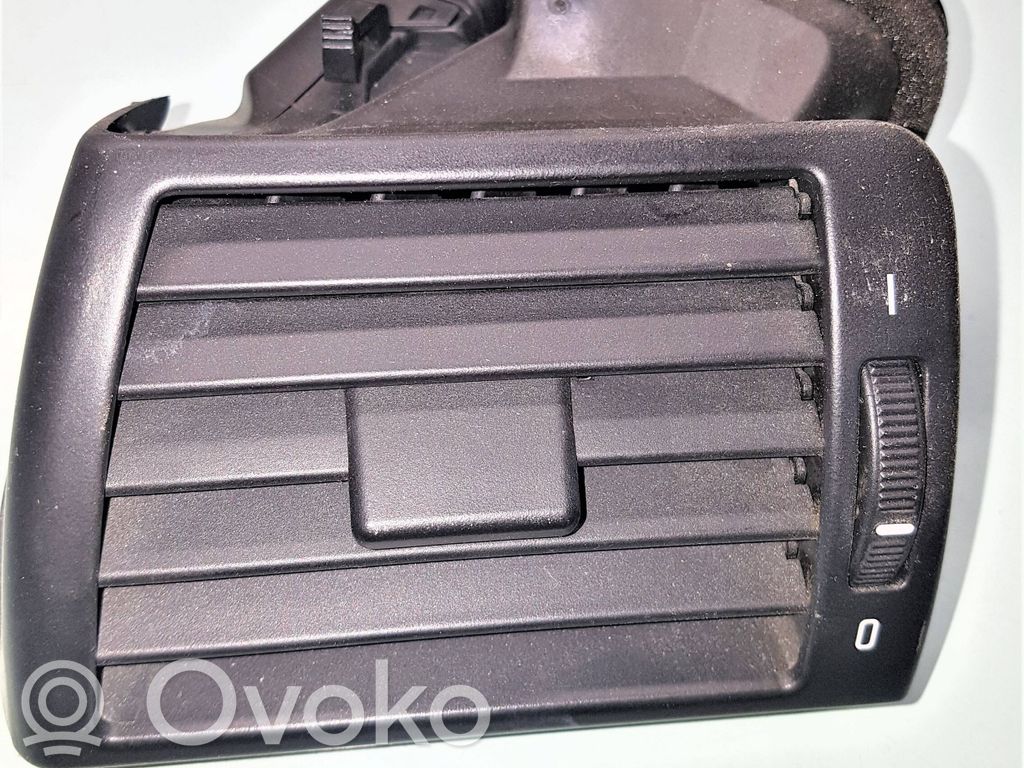 Luftausströmer Lüftungsdüse Luftdüse Mitte   8361897