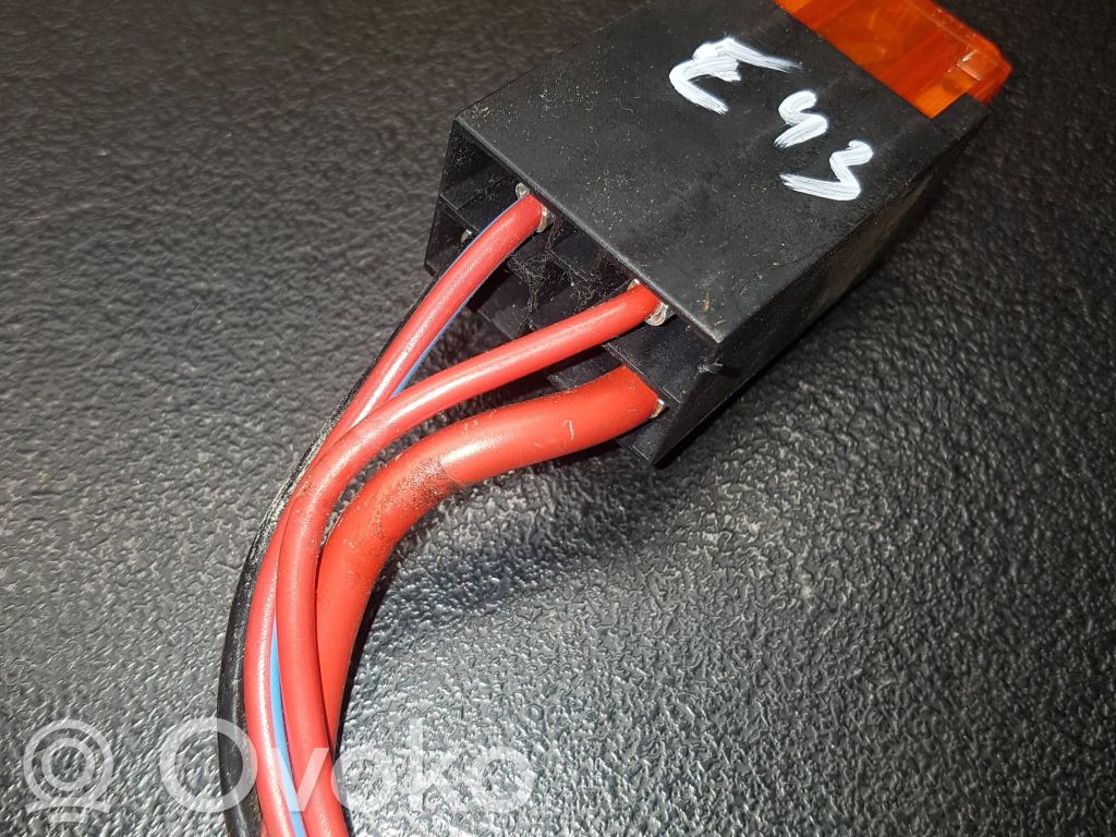 Fuse   8373678