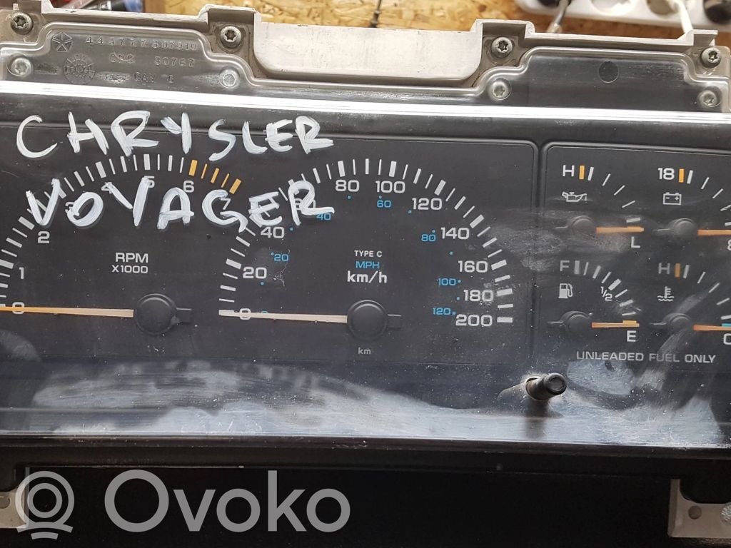 Chrysler Voyager Speedometer (instrument cluster) 