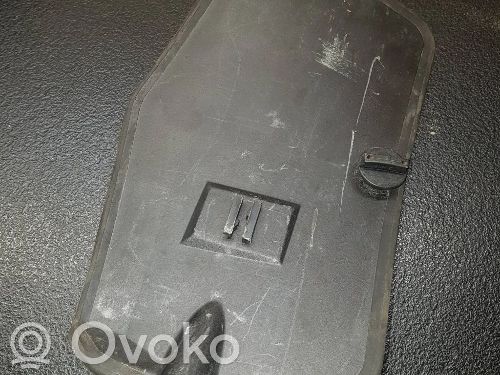 Steering wheel column trim   8230960