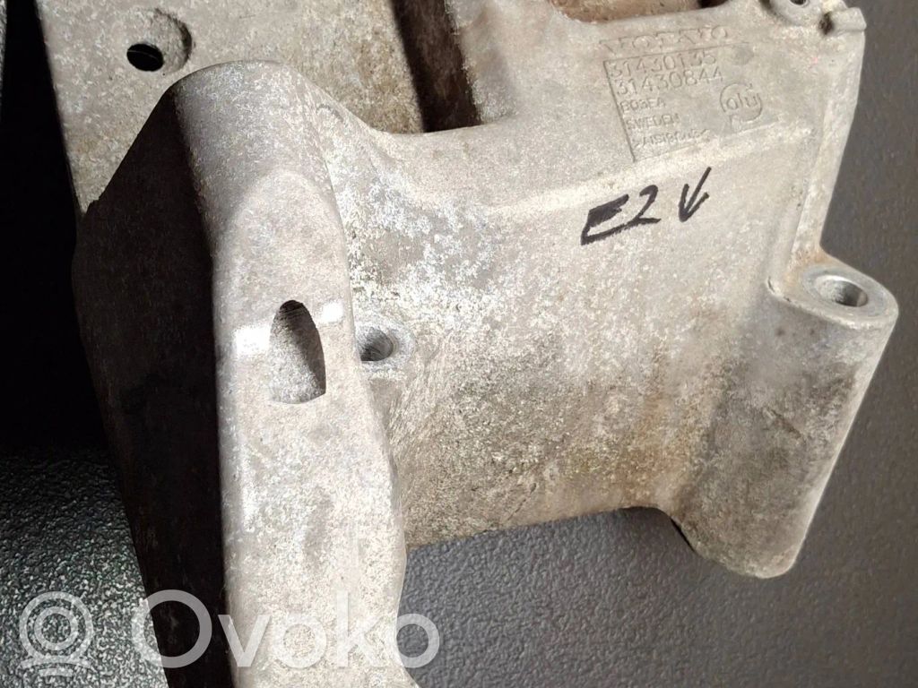 Volvo S60 Holder (bracket) 