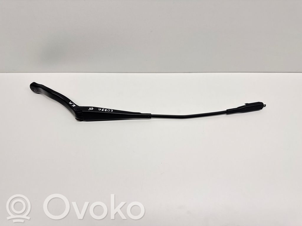 Opel Corsa E Priekšējā loga tīrītāja kājiņa 