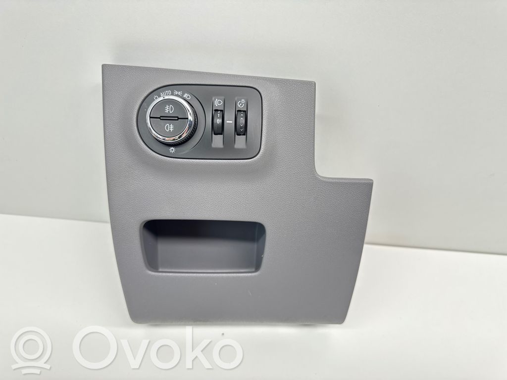Opel Corsa E Light switch 