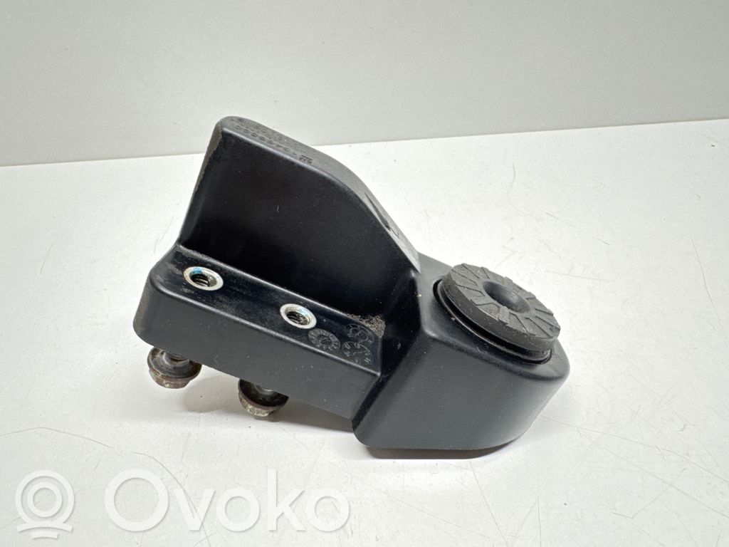 Opel Astra K Uchwyt / Mocowanie chłodnicy 