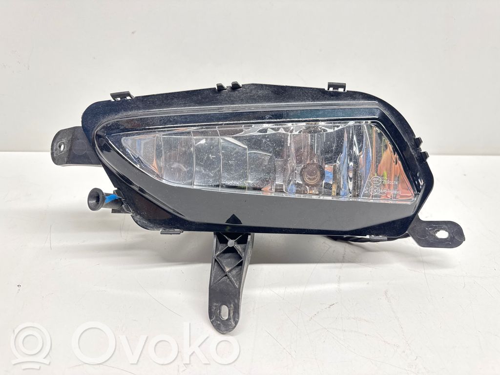 Opel Astra K Miglas lukturis priekšā 