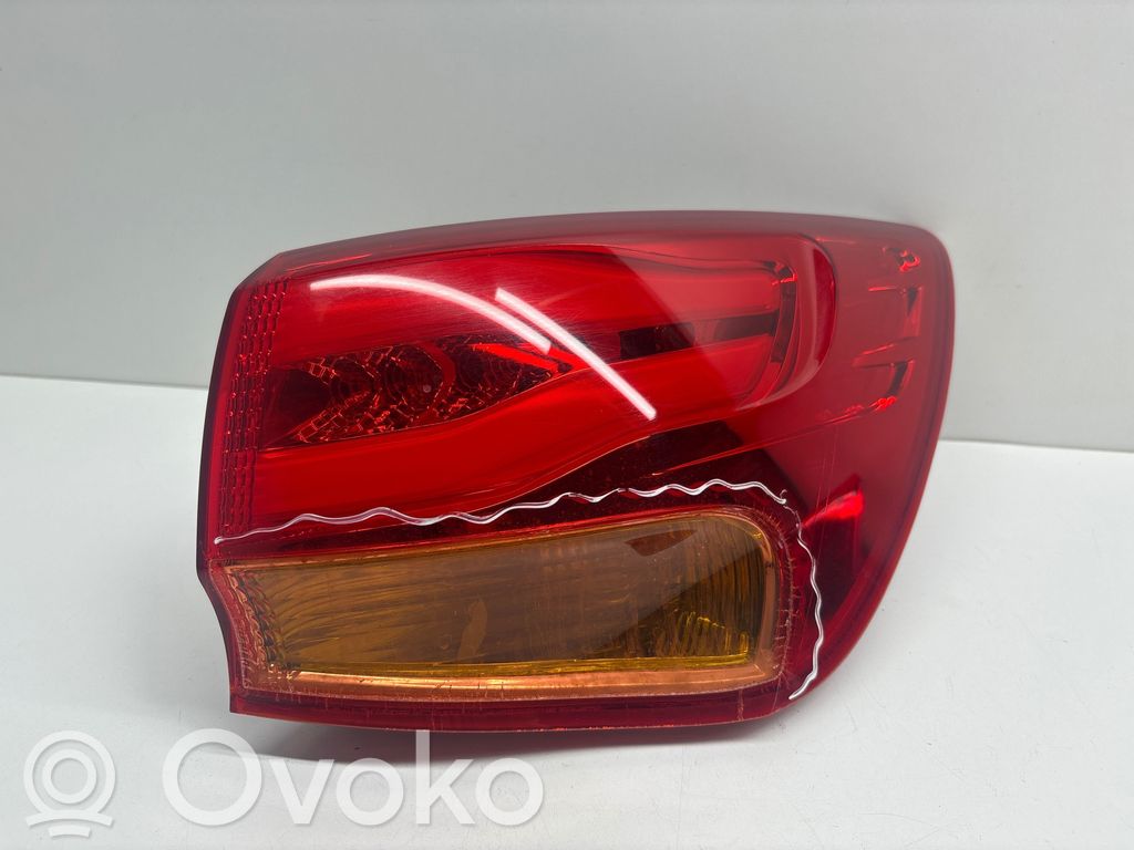Rear/tail lights   92402A23,R1YS102,13675,13673