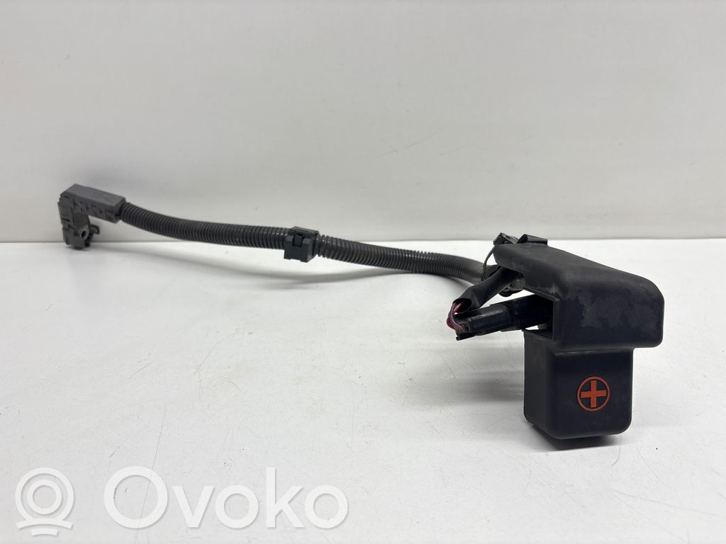 Toyota Avensis T250 Plus / Klema / Przewód akumulatora 