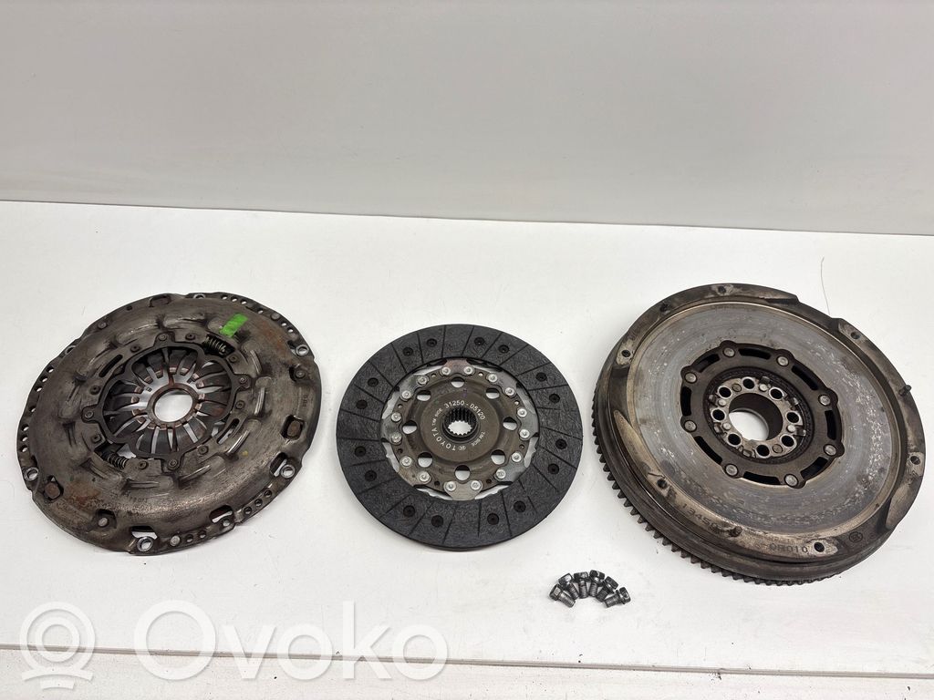Toyota Avensis T250 Kit ambreiaj 