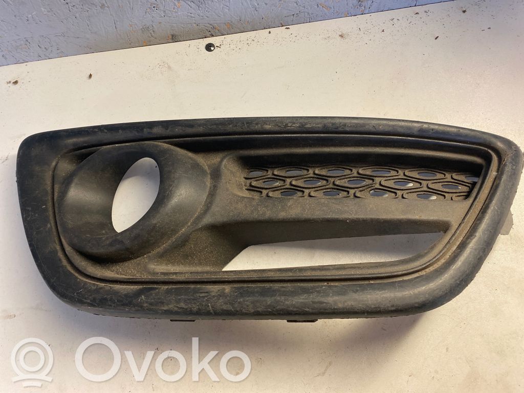 Renault Captur Verkleidung Nebelscheinwerfer / Gitter vorne 