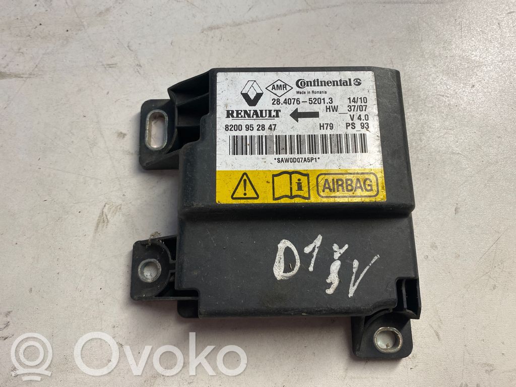 Dacia Duster Airbag control unit/module 