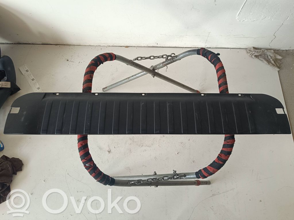 BMW X5 E70 Moldura de la puerta trasera 
