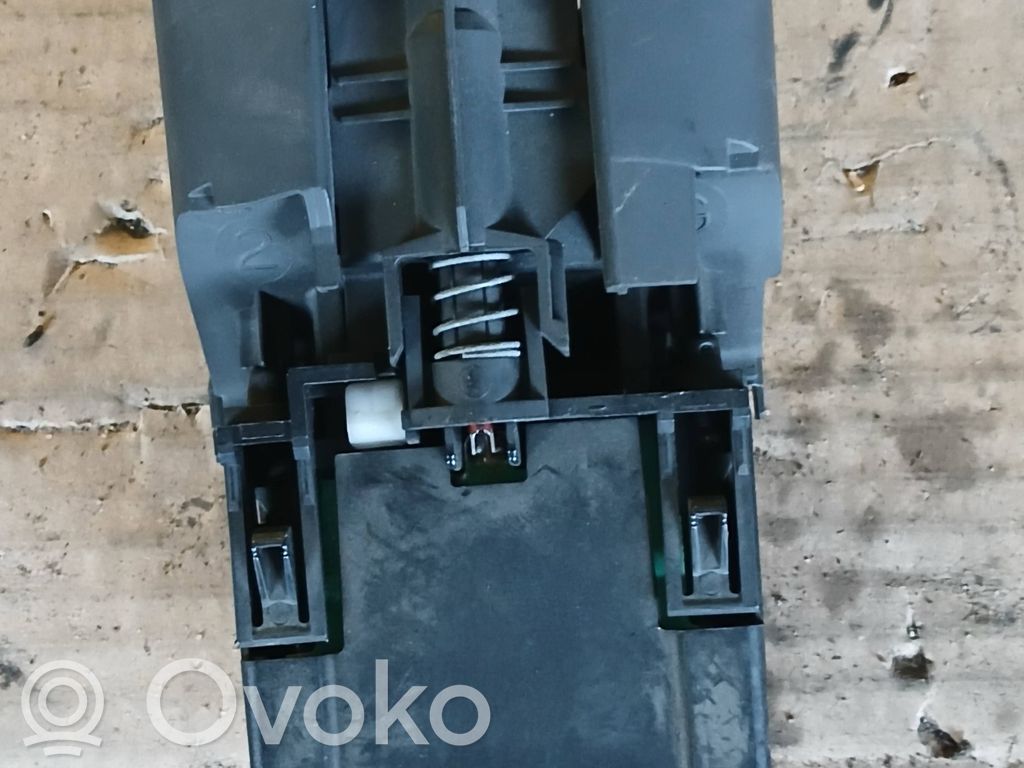 Renault Espace IV Przycisk / Włącznik hamulca ręcznego 