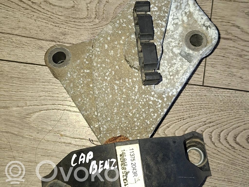 Engine mount bracket   113752043R,146843