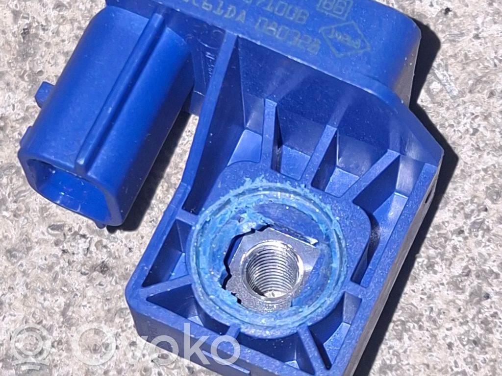 Renault Laguna III Airbagsensor Crashsensor Drucksensor 