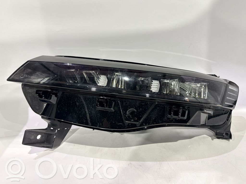 Headlight/headlamp   260601764R,1ZX01514311